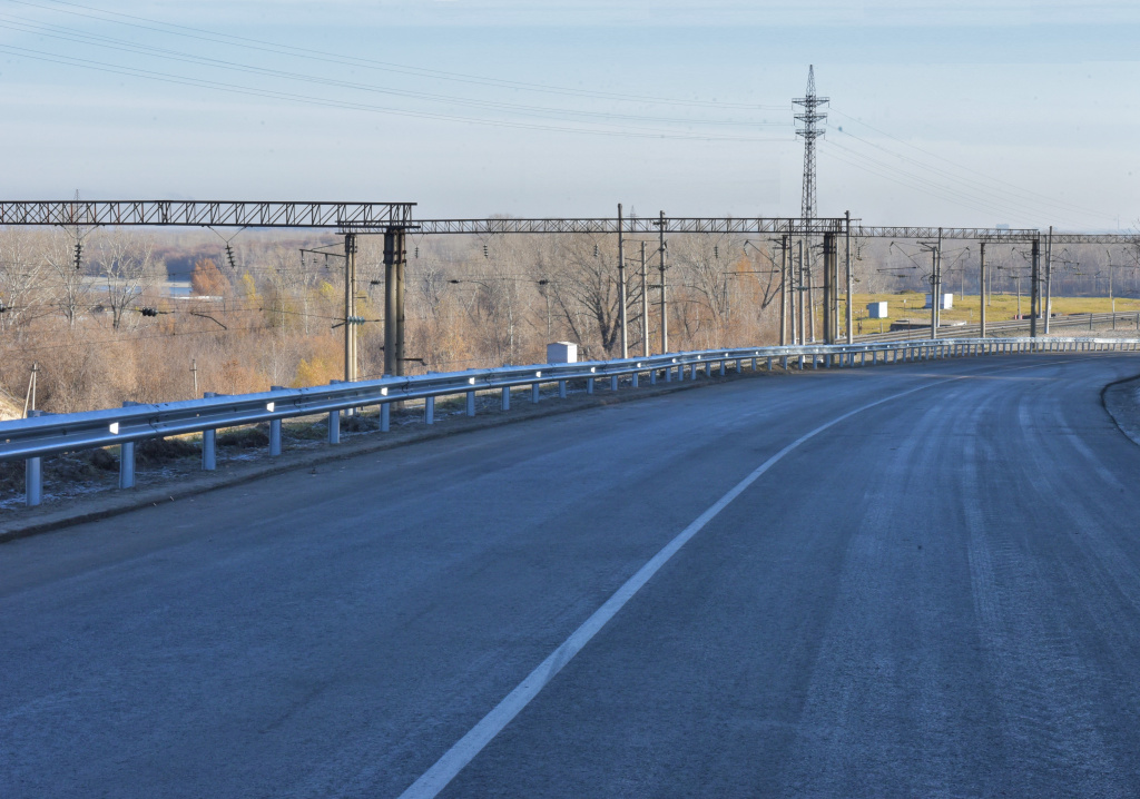 Ул.Парфенова (от коммунального моста до ул.Воровского).JPG